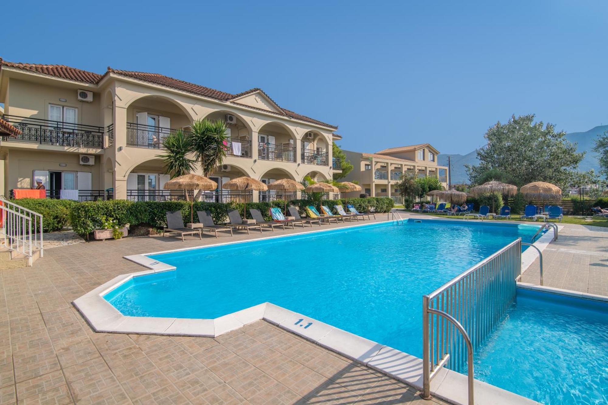 Grapevines Hotel Alykanas  Exterior photo